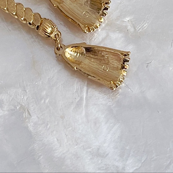 Vintage Gold Tone Twisted Rope Bow Dangling Tassel Statement Brooch - Picture 10 of 10